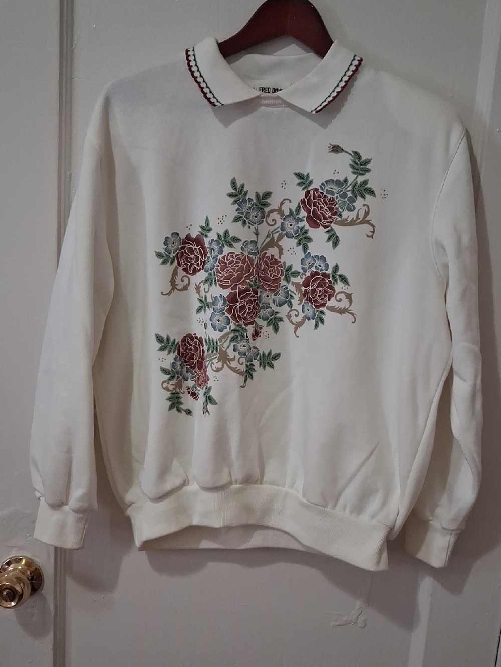 Alfred Dunner Cream Floral Collared Sweatshirt